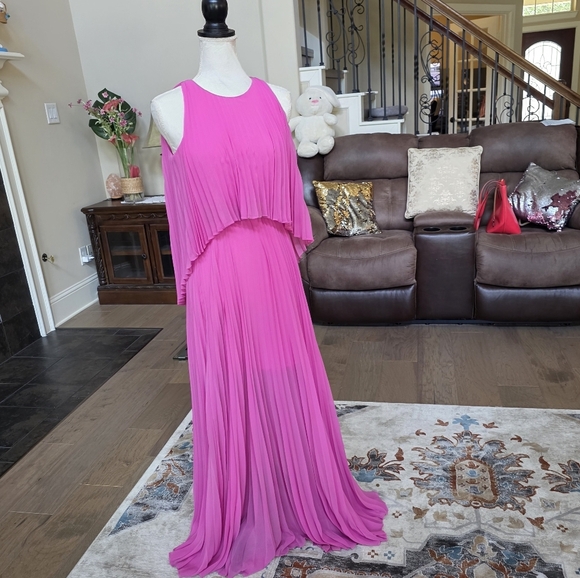 BCBGMAXAZRIA Shaina Pink Sleeveless Pleated Gown Barbie XXS - Picture 6 of 16